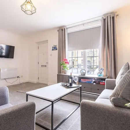 דירה Harbour View 1 Bed In *