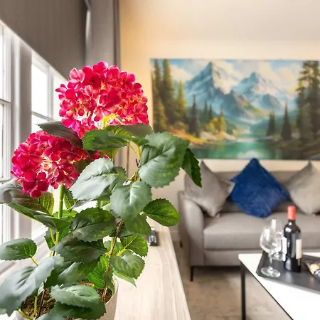 דירה Harbour View 1 Bed In *