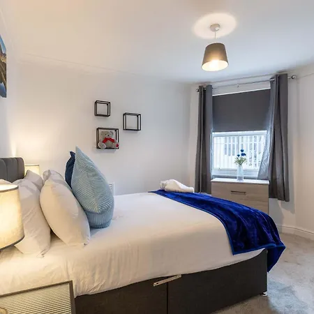 Harbour View 1 Bed In * ווייט הייבן